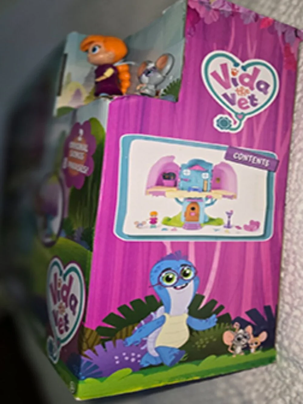 NEW Vida the Vet Sweetwood Cozy Care Clinic Playset Spin Master Sounds & Music - Picture 3 of 5
